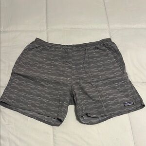 Patagonia Gray Men's Shorts - Patterned Baggies